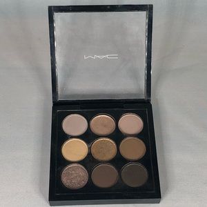 Mac Amber times nine